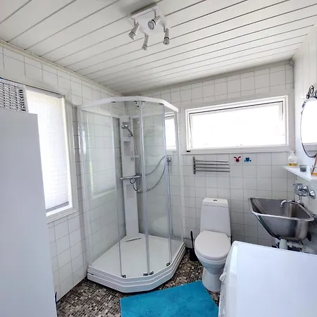 Cosy Family With Pool Grimstad (Aust-Agder)
