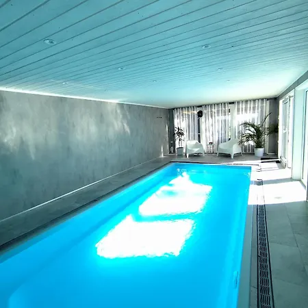 Semesterbostad Cosy Family With Pool *